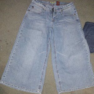 Vintage Zanadi flaired wide leg  cropped capris size 11